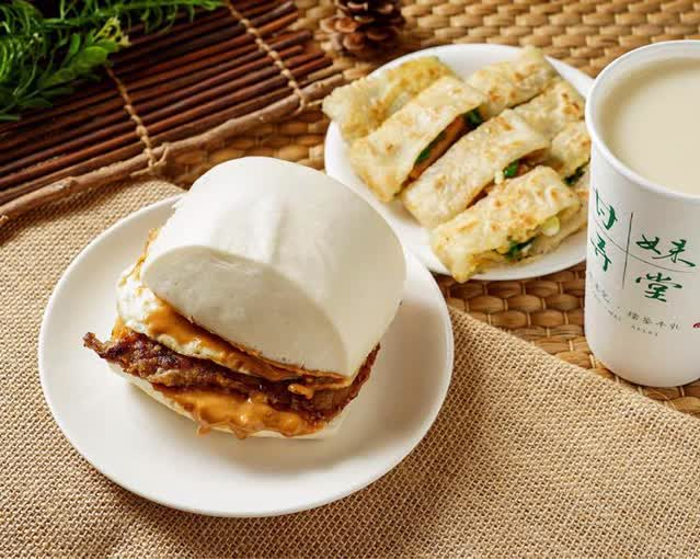 C. 花醬蛋肉饅頭套餐